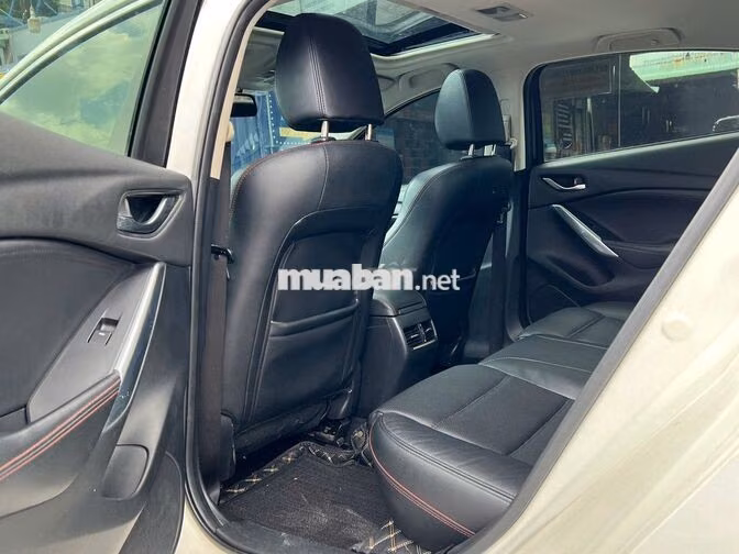 Mazda 6 2.0AT 2015 Trắng 94.000 km