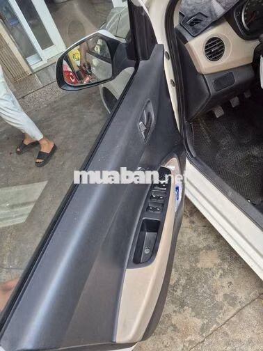 Hyundai i10 Hatback 2016 Trắng 145.000km