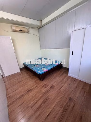 CHO THUÊ CHDV 2PN  NGAY ĐẶNG THUỲ TRÂM QUA GÒ VẤP QUẬN 1 THUẬN TIỆN 