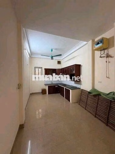 Cho thuê nhà Việt Hưng - 37m - 3PN. Giá 6tr
