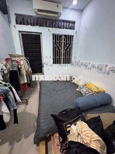Cho Thuê Nhà Dương Bá Trạc P1Q8 hẻm thông 3m