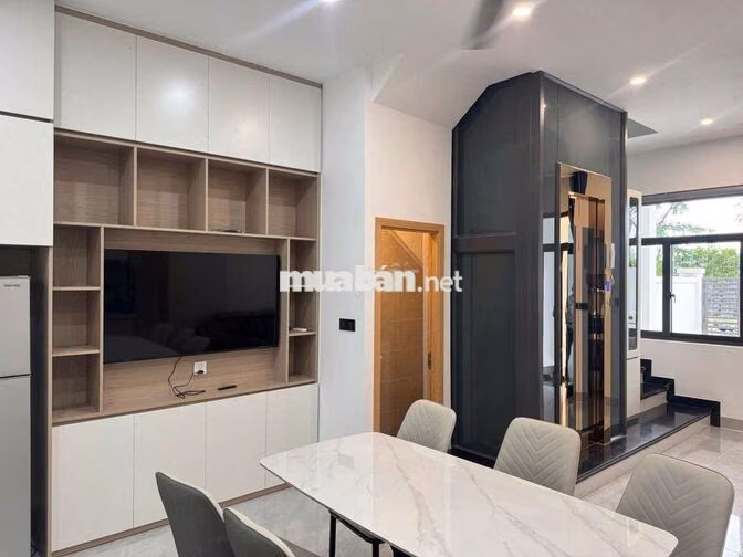 Cho thuê nhà phố Lavida 4PN full nội thất mới tinh có thang máy