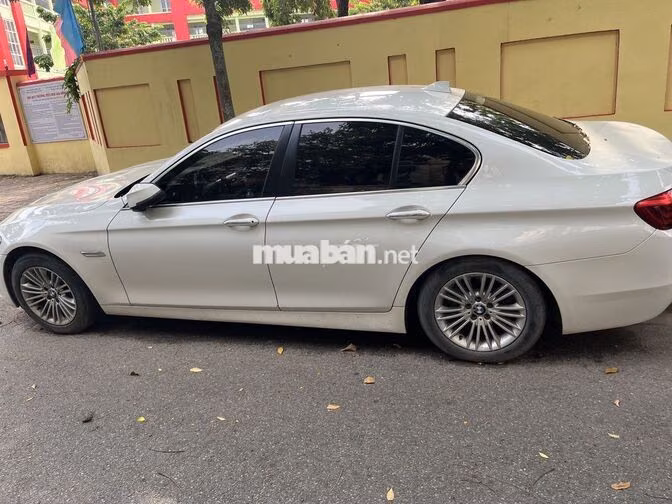 BMW 520i 2013 Trắng 135000 km