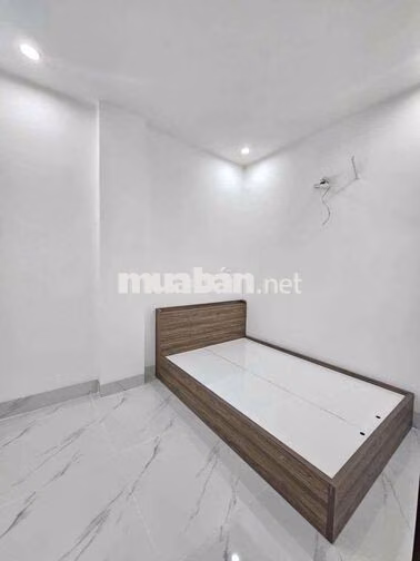 Nhà cho thuê 1 trệt 2 lầu khu Icon Thông Dụng gần Visip1