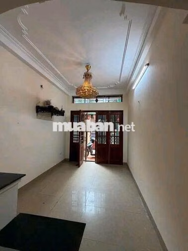 Cho thuê nhà Việt Hưng - 37m - 3PN. Giá 6tr