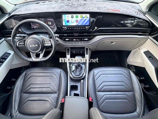 Kia Carens 1.4T Signature 2023 7 chỗ Xăng 22.000Km