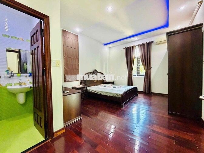 Cho thuê nhà 3 tầng kiệt oto đường nhựa 5m 2/9