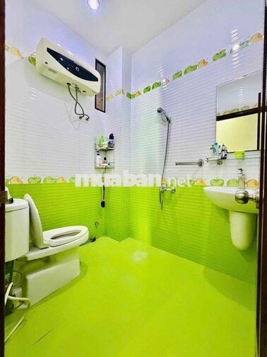 Cho thuê nhà 3 tầng kiệt oto đường nhựa 5m 2/9