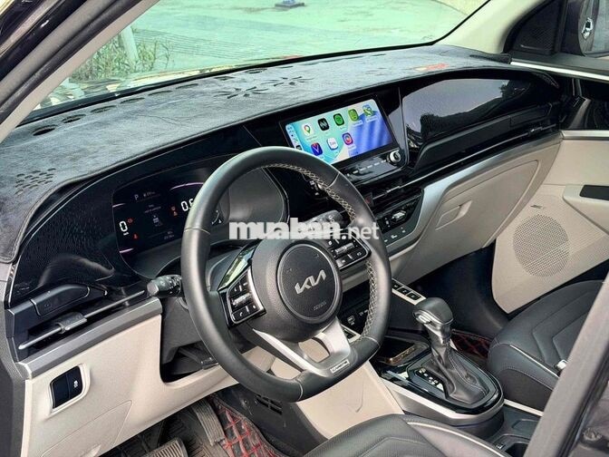 Kia Carens 1.4T Signature 2023 7 chỗ Xăng 22.000Km