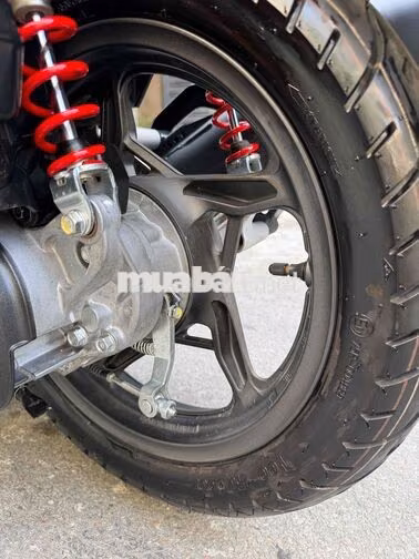 Honda Air Blade 2025 Xám đỏ 2.000 km