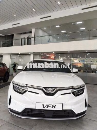 VinFast VF8 Plus AWD 2026 Trắng