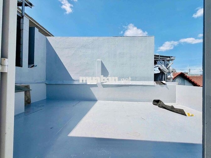 Cho thuê nhà 3 tầng kiệt oto đường nhựa 5m 2/9