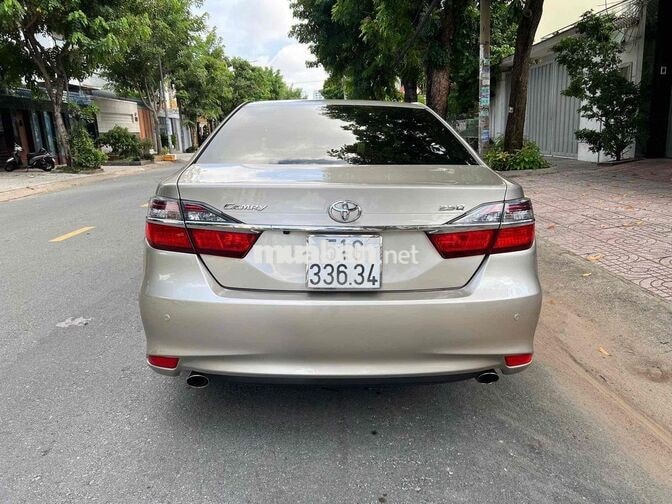 Toyota Camry 2.5Q 2017 Vàng cát Ghế da