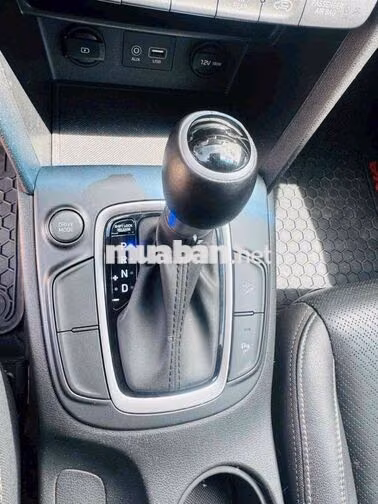 Hyundai Kona Số tự động Đỏ 79.004 km