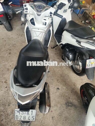 Honda Airblade đầu to 2011 Trắng