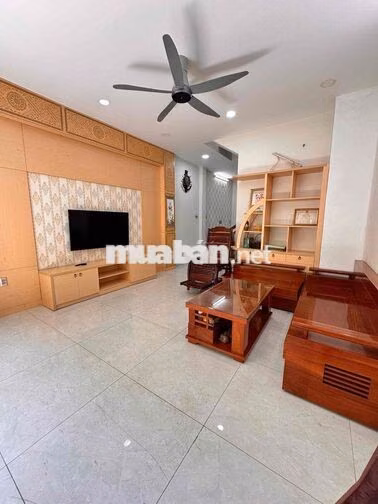 Cho thuê nhà H3G Phan Đăng Lưu, Phường 3, Quận Phú Nhuận.