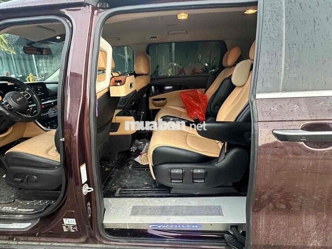 KIA Carnival 2.2D Premium 8S 2022 Đỏ 102.000km