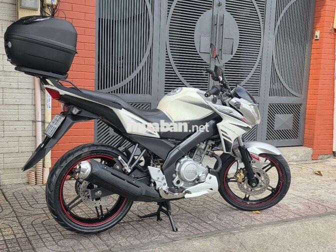 Yamaha FZ 150i 2015 Trắng.Xe Zin.Máy cực Êm