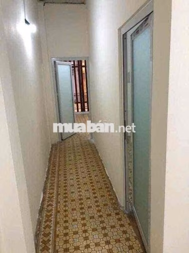 cho thuê nhà hẻm hồng lạc p10 tân bình. DT: 5m x 14m lững lầu 12tr