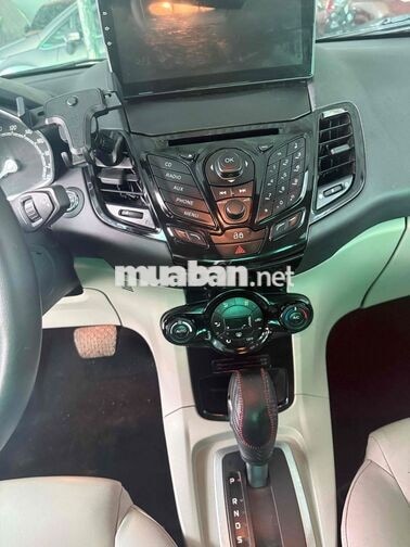 Ford Fiesta 2017 Số tự động 71110 km Đỏ