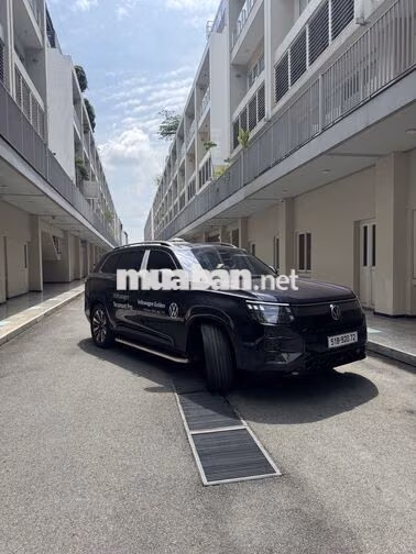 Volkswagen Teramont Pro - Thanh Lí xe siêu lướt