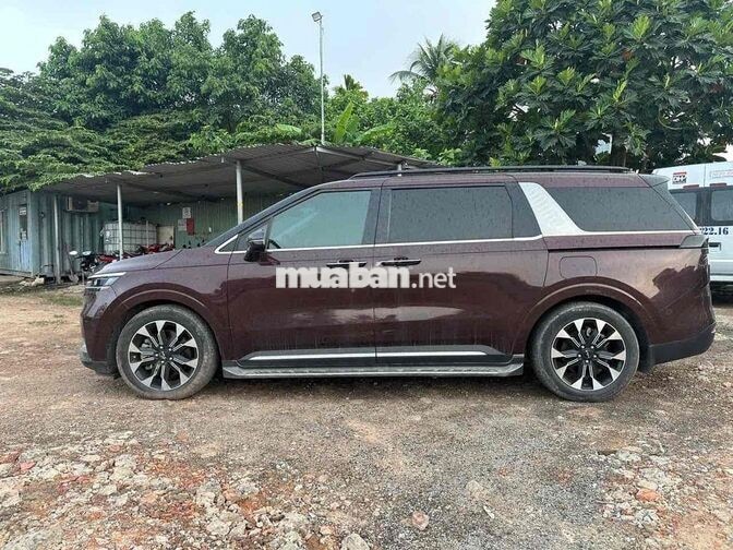 KIA Carnival 2.2D Premium 8S 2022 Đỏ 102.000km