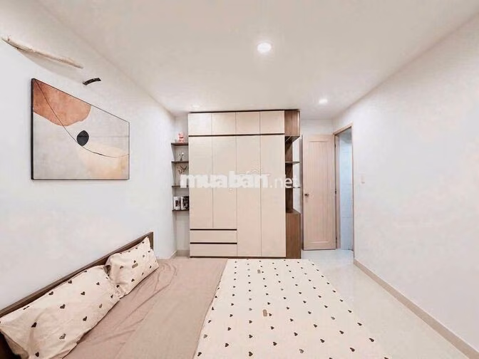 Lê Đình  Cẩn. Bình Tân. 4x23m 3pn. full. NT. Chỉ 4 Đồng