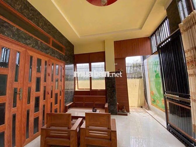 Nhà 179 m2 thổ cư phường Tân Triều