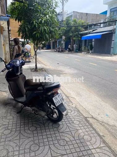 NHÀ XƯỞNG CHO THUÊ TRUNG MỸ TÂY Q12