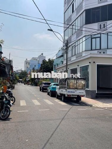 Bán tòa nhà đang kinh doanh chdv +quán Cafe 