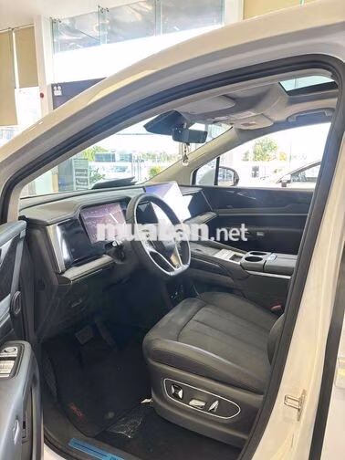 BYD M9 Pre 2026 -Trắng xe Sẵn Tặng ưu đãi 50Triệu