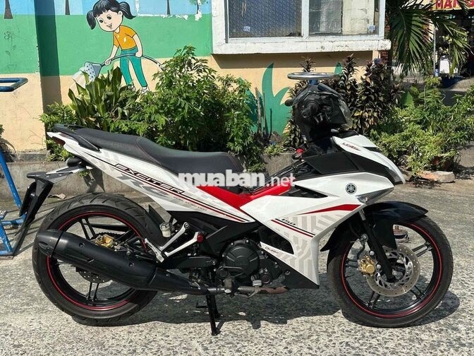 Exciter 150 2017 Trắng Đỏ Côn tay bstp chính chủ