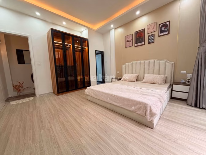 KHU VIP BA ĐÌNH - NHÀ ĐẸP  - GẦN PHỐ - HÀNG XÓM VINCOM GALLERY 