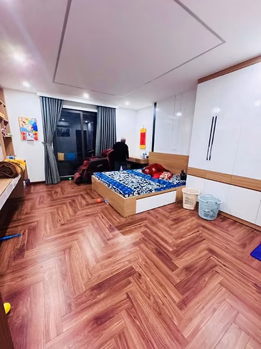 NHÀ MỚI CẦU GIẤY – 7 TẦNG THANG MÁY, FULL NỘI THẤT GIÁ 15,8 tỷ