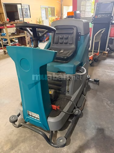 Cần bán máy chà sàn liên hợp ngồi lái Kumisai KMS 90B màu xanh ngọc
