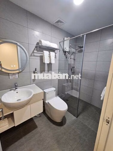 CĂN HỘ DỊCH VỤ XÁCH VALI VÀO Ở CHỈ 4TR6/ NGƯỜI TẠI BCONS CITY