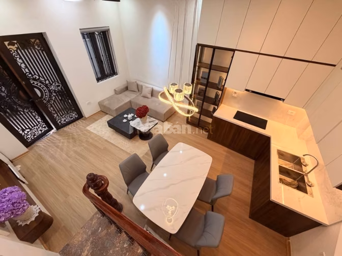 KHU VIP BA ĐÌNH - NHÀ ĐẸP  - GẦN PHỐ - HÀNG XÓM VINCOM GALLERY 