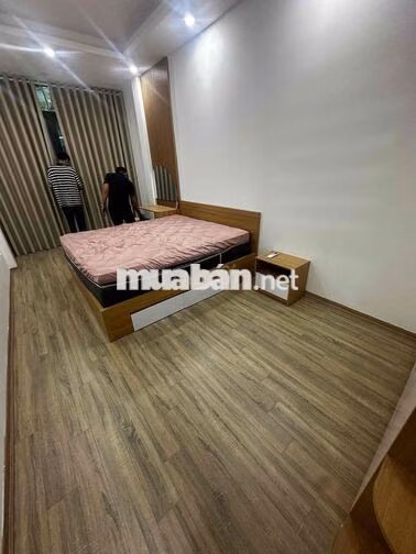 Bán nhà phân lô cán bộ tại Nghi Tàm, 7,5 tỷ, 28/32m2T2, 3PN + 4WC, giá