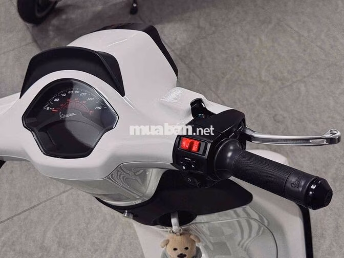 Piaggio Vespa Sprint 150 2025 Trắng 2800km