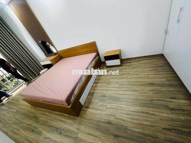 Bán nhà phân lô cán bộ tại Nghi Tàm, 7,5 tỷ, 28/32m2T2, 3PN + 4WC, giá