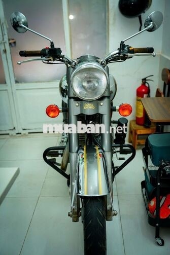 Royal Enfield Classic 500 Chrome Xám