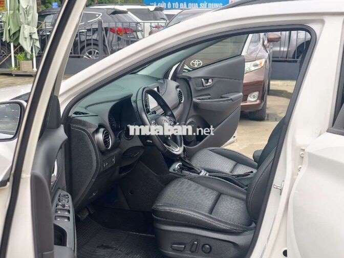 Hyundai Kona 2019 Trắng 2.0 8 vạn
