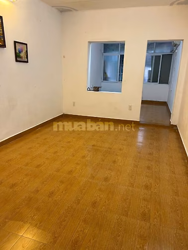 Cho thuê nhà toà C11 Khu TT Kim Liên ngõ 28 Lương ĐÌnh Của, Thanh xuân