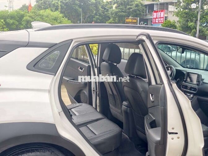 Hyundai Kona 2019 Trắng 2.0 8 vạn