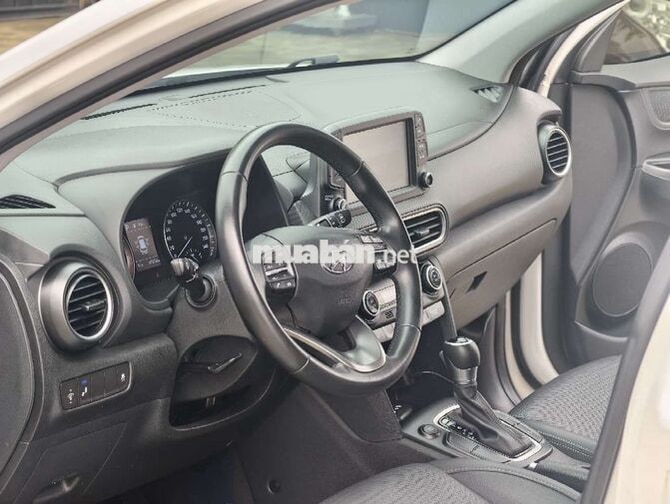 Hyundai Kona 2019 Trắng 2.0 8 vạn