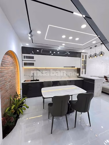 Nhà Chính Chủ mới xây gần Big C Tân Hiệp đường Đồng Khởi chỉ 600 Triệu