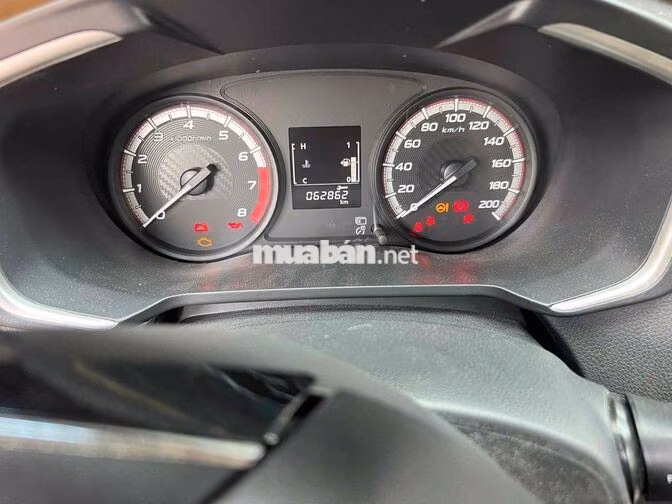 Mitsubishi Xpander 2021 Trắng 62000 Km