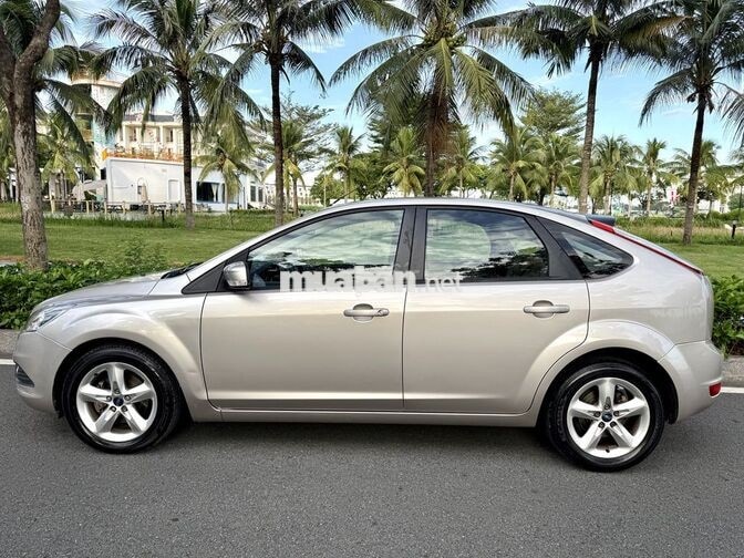 Ford Focus 1.8L 2011 xe RẤT tiết kiệm Xăng