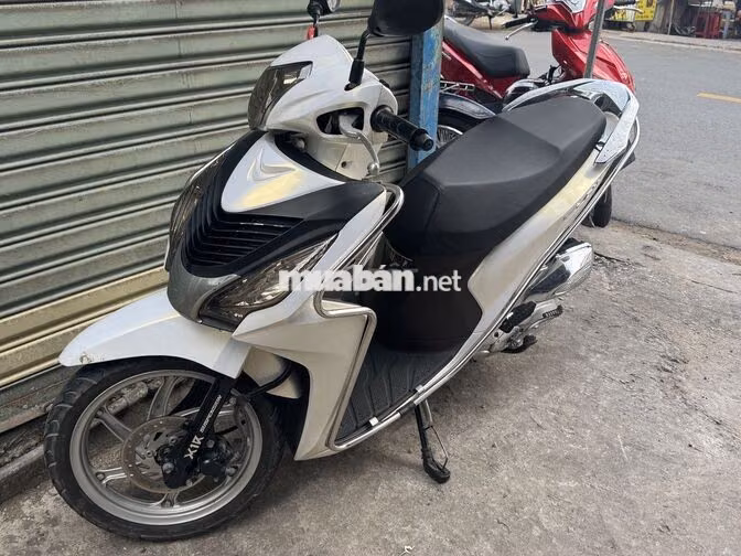 Honda Vision 2015 Trắng Nữ