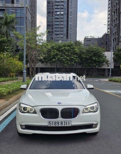 Cần bán BMW 750li model 2010 xe cực kì đẹp